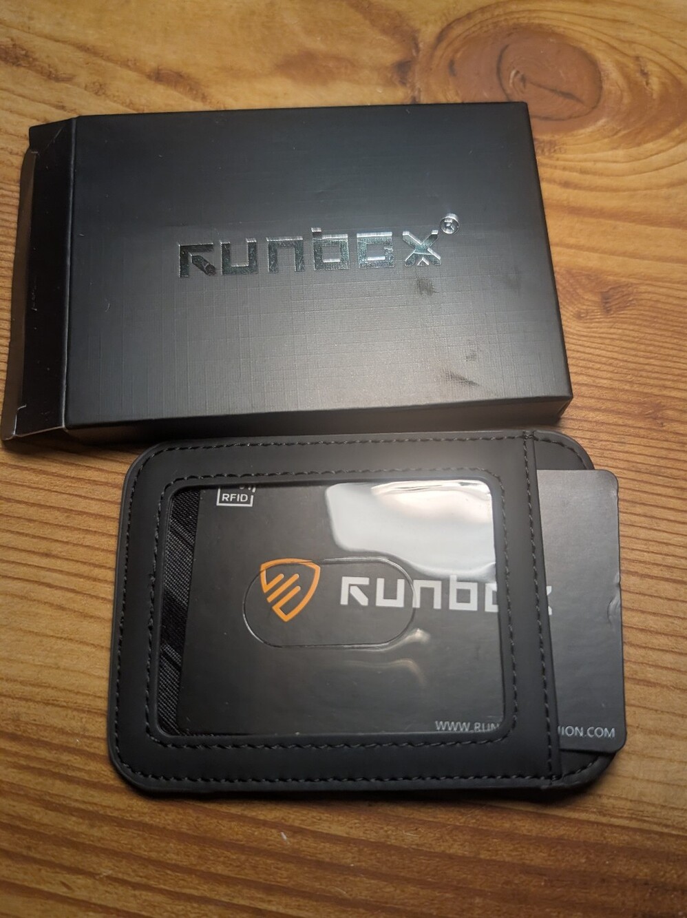 RUNBOX RFID Card ID Holder Wallet in Black Leather